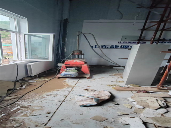 蓬莱地基基础下沉墙体裂缝加固注浆顶升施工